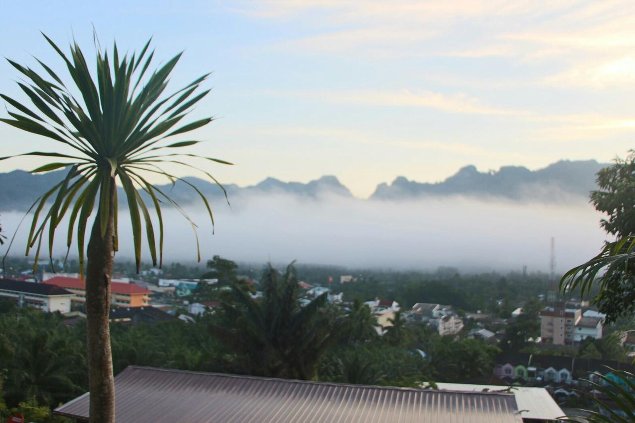 Blue Mountain Phangnga Resort Exterior foto